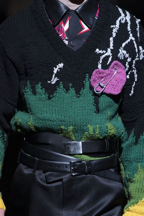 prada fall 2019 men's knitware details